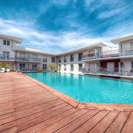 Zenitude Hôtel-Résidences Le Maestria Antibes Exterior foto
